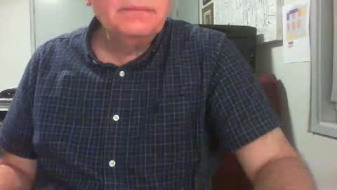 Snapshot of thickmelnik chatting on 10, 12, 2024 James online show from 10, 12, 2024