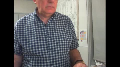 Snapshot of thickmelnik chatting on 31, 12, 2024 James online show from 31, 12, 2024