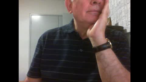 Snapshot of thickmelnik chatting on 28, 1, 2025 James online show from 28, 1, 2025