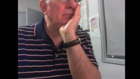 Snapshot of thickmelnik chatting on 5, 2, 2025 James online show from 5, 2, 2025