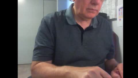 Snapshot of thickmelnik chatting on 14, 2, 2025 James online show from 14, 2, 2025