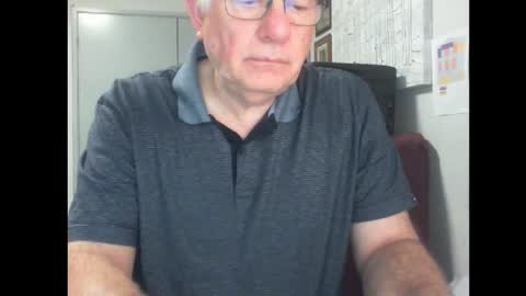 Snapshot of thickmelnik chatting on 18, 2, 2025 James online show from 18, 2, 2025