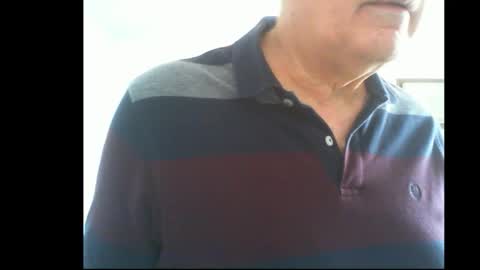 Snapshot of thickmelnik chatting on 12, 9, 2025 James online show from 12, 9, 2025