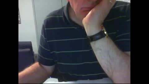 Snapshot of thickmelnik chatting on 25, 10, 2025 James online show from 25, 10, 2025