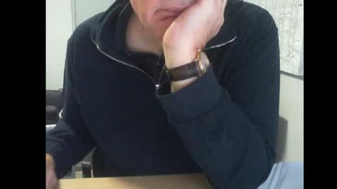 Snapshot of thickmelnik chatting on 27, 4, 2026 James online show from 27, 4, 2026