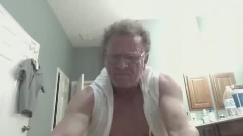 Snapshot of thicksweetcum chatting on 2, 3, 2026 thicksweetcum online show from 2, 3, 2026