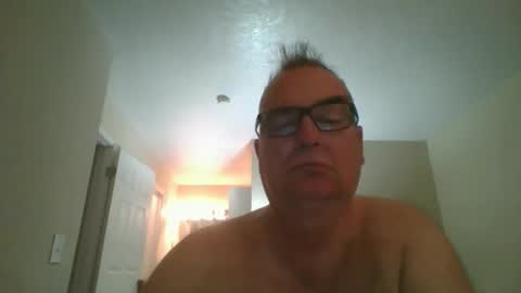 Snapshot of thickwhiteload chatting on 9, 5, 2026 thickwhiteload online show from 9, 5, 2026