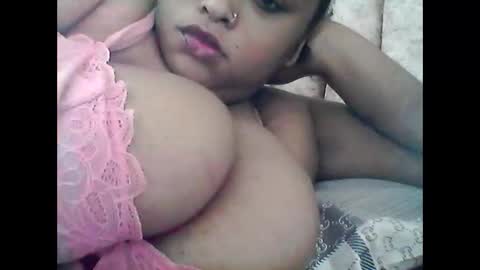 Snapshot of thicky_sandra chatting on 5, 2, 2026 thicky_sandra online show from 5, 2, 2026