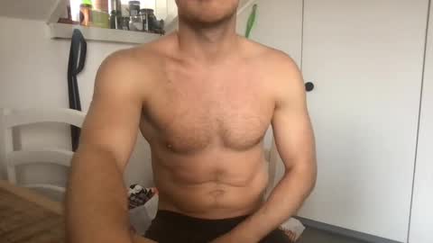 Snapshot of thierrinho8148 chatting on 2, 1, 2025 thierrinho8148 online show from 2, 1, 2025