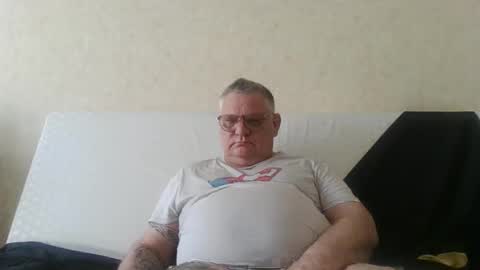 Snapshot of thierrysymp chatting on 18, 4, 2026 Thierrysymp online show from 18, 4, 2026