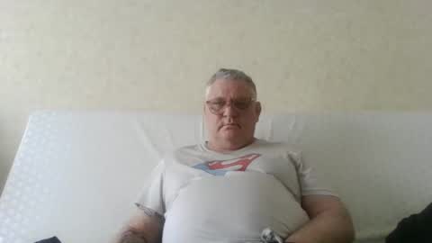 Snapshot of thierrysymp chatting on 22, 4, 2026 Thierrysymp online show from 22, 4, 2026