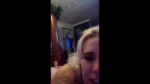 Snapshot of thiggy69 chatting on 2, 2, 2026 lola...and...thiggy online show from 2, 2, 2026