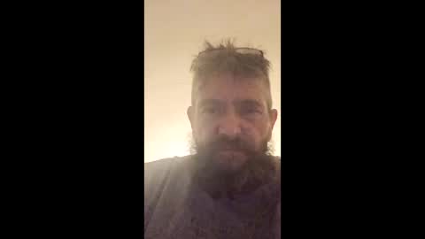 Snapshot of thiggy69 chatting on 8, 4, 2026 lola...and...thiggy online show from 8, 4, 2026