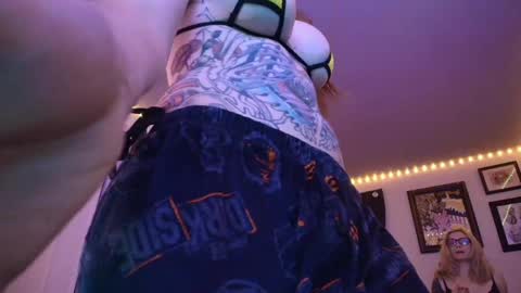 Snapshot of thighsnacks chatting on 7, 6, 2026 snacks online show from 7, 6, 2026
