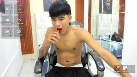 Snapshot of thiiago_collins chatting on 20, 6, 2026 THIAGO COLLINS online show from 20, 6, 2026