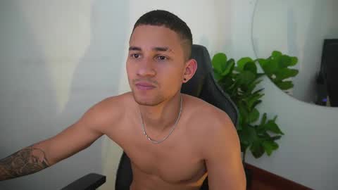 thin_tommy11 online show from 20, 12, 2025