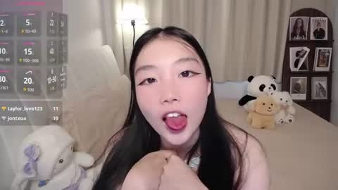 Snapshot of thisgirl__ chatting on 5, 7, 2026 kk online show from 5, 7, 2026