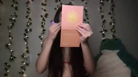 Snapshot of thistlefernsby chatting on 17, 11, 2025 thistlefernsby online show from 17, 11, 2025