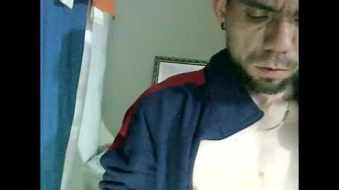 Snapshot of thomas2wood chatting on 15, 5, 2026 Thomas2Wood online show from 15, 5, 2026