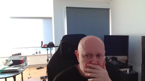 Snapshot of thomas315627 chatting on 25, 4, 2026 thomas315627 online show from 25, 4, 2026