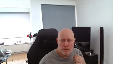 Snapshot of thomas315627 chatting on 14, 5, 2026 thomas315627 online show from 14, 5, 2026