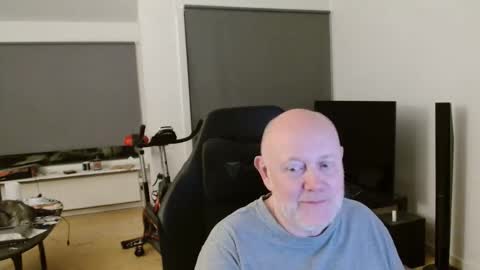 Snapshot of thomas315627 chatting on 19, 5, 2026 thomas315627 online show from 19, 5, 2026