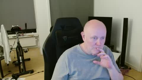 Snapshot of thomas315627 chatting on 3, 6, 2026 thomas315627 online show from 3, 6, 2026