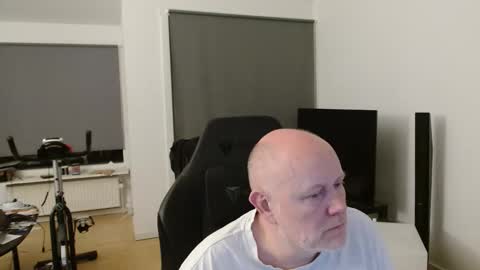 Snapshot of thomas315627 chatting on 9, 6, 2026 thomas315627 online show from 9, 6, 2026