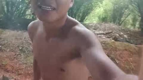 Thomas online show from 12, 4, 2026