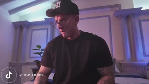 Snapshot of thomas_falcon1 chatting on 24, 7, 2026 Thomas Falcon online show from 24, 7, 2026