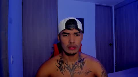 Snapshot of thomas_latin_boy chatting on 14, 9, 2025 Thomas online show from 14, 9, 2025