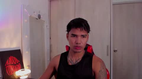 Snapshot of thomas_latin_boy chatting on 7, 2, 2026 Thomas online show from 7, 2, 2026