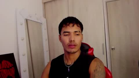 Snapshot of thomas_latin_boy chatting on 20, 2, 2026 Thomas online show from 20, 2, 2026