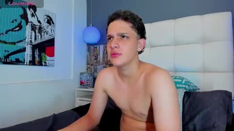 Snapshot of thomas_may4rs chatting on 12, 1, 2025 ---Thomas--- online show from 12, 1, 2025