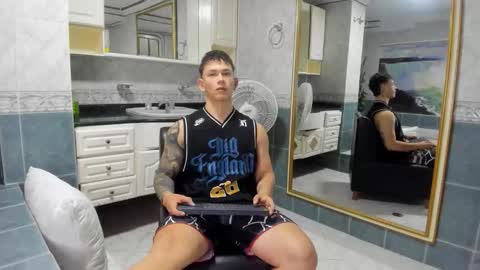 Thomas online show from 12, 9, 2025