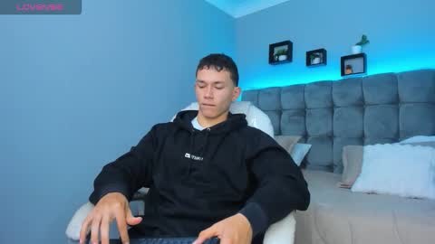 Thomas online show from 16, 12, 2025