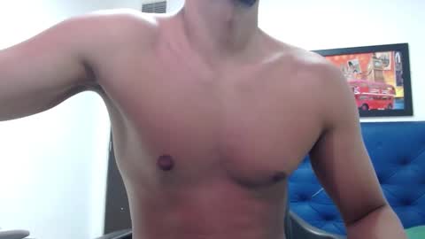 Snapshot of thomas_neuman chatting on 12, 3, 2025 Thomas online show from 12, 3, 2025