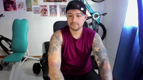 Snapshot of thomas_rol chatting on 26, 11, 2025 Thomas online show from 26, 11, 2025