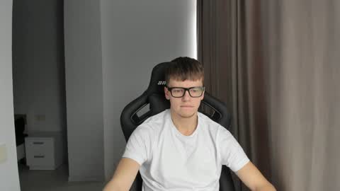 Tomas online show from 28, 1, 2025