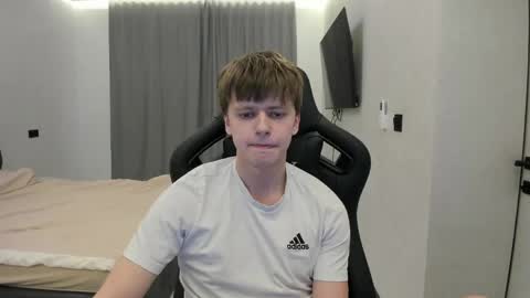 Snapshot of thomas_shelbivip chatting on 24, 4, 2026 Tomas online show from 24, 4, 2026