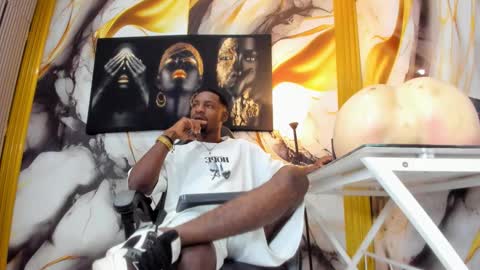 Thomas online show from 15, 1, 2026