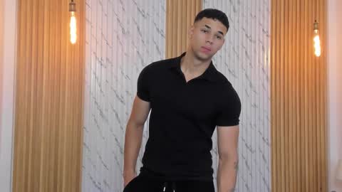 Thomas online show from 21, 11, 2025