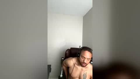 Snapshot of thomasgwhitecft chatting on 6, 7, 2026 FatherTime online show from 6, 7, 2026