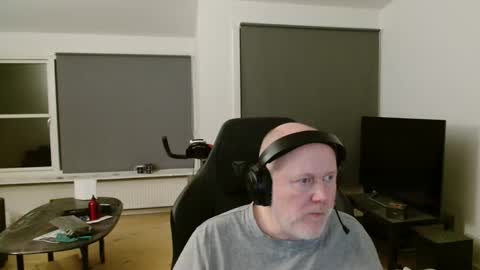 thomash32 online show from 11, 11, 2025