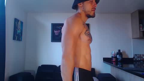 Thomas online show from 2, 2, 2025