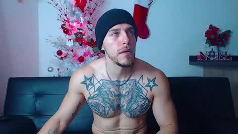 Snapshot of thomashoward31 chatting on 17, 12, 2025 Thomas online show from 17, 12, 2025