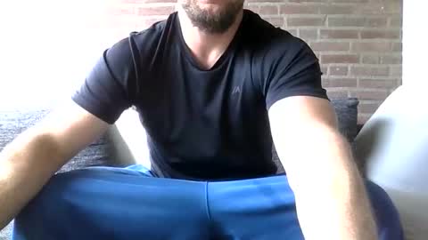Snapshot of thomasonnl chatting on 3, 5, 2026 thomasonnl online show from 3, 5, 2026