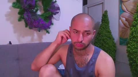 thomas  smith online show from 20, 2, 2025