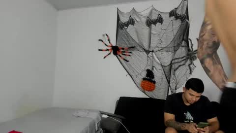 thomson_hot01 online show from 30, 10, 2025