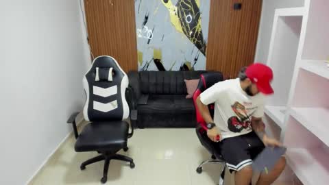 thomson_hot01 online show from 2, 3, 2026